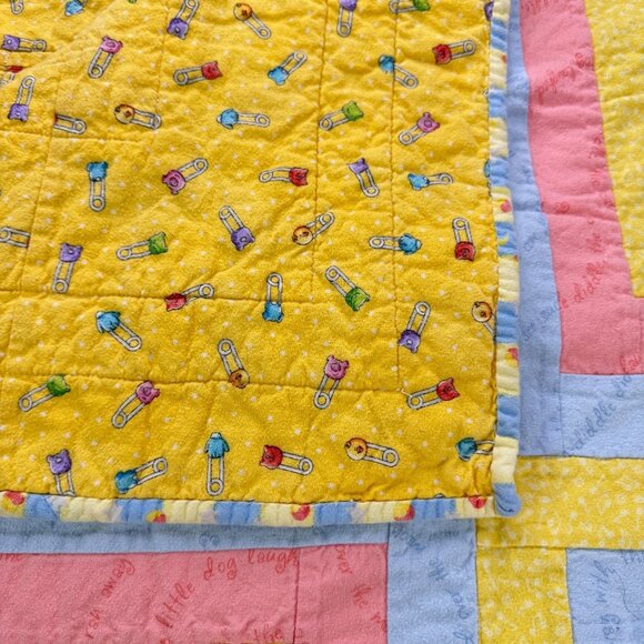 Vintage Handmade Baby Blanket Patchwork Quilt Nursery Rhymes Safety Pin Fabric - Picture 3 of 9